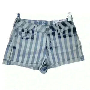 🆕NWT Arizona Jean Company Hi-rise Mom Shor…